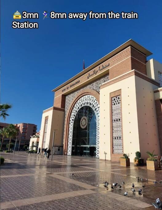 Plein Centre Marrakech, Grand Balcon Filant Apartment Marrakesh Luaran gambar